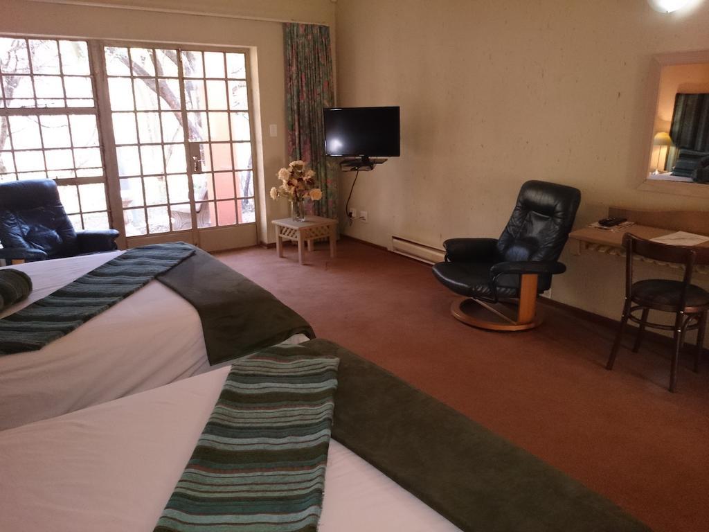 Hornbill Lodge Магалисбург Номер фото