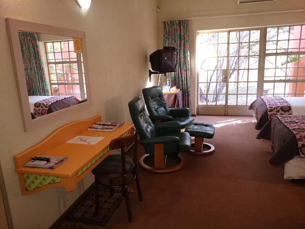 Hornbill Lodge Магалисбург Номер фото
